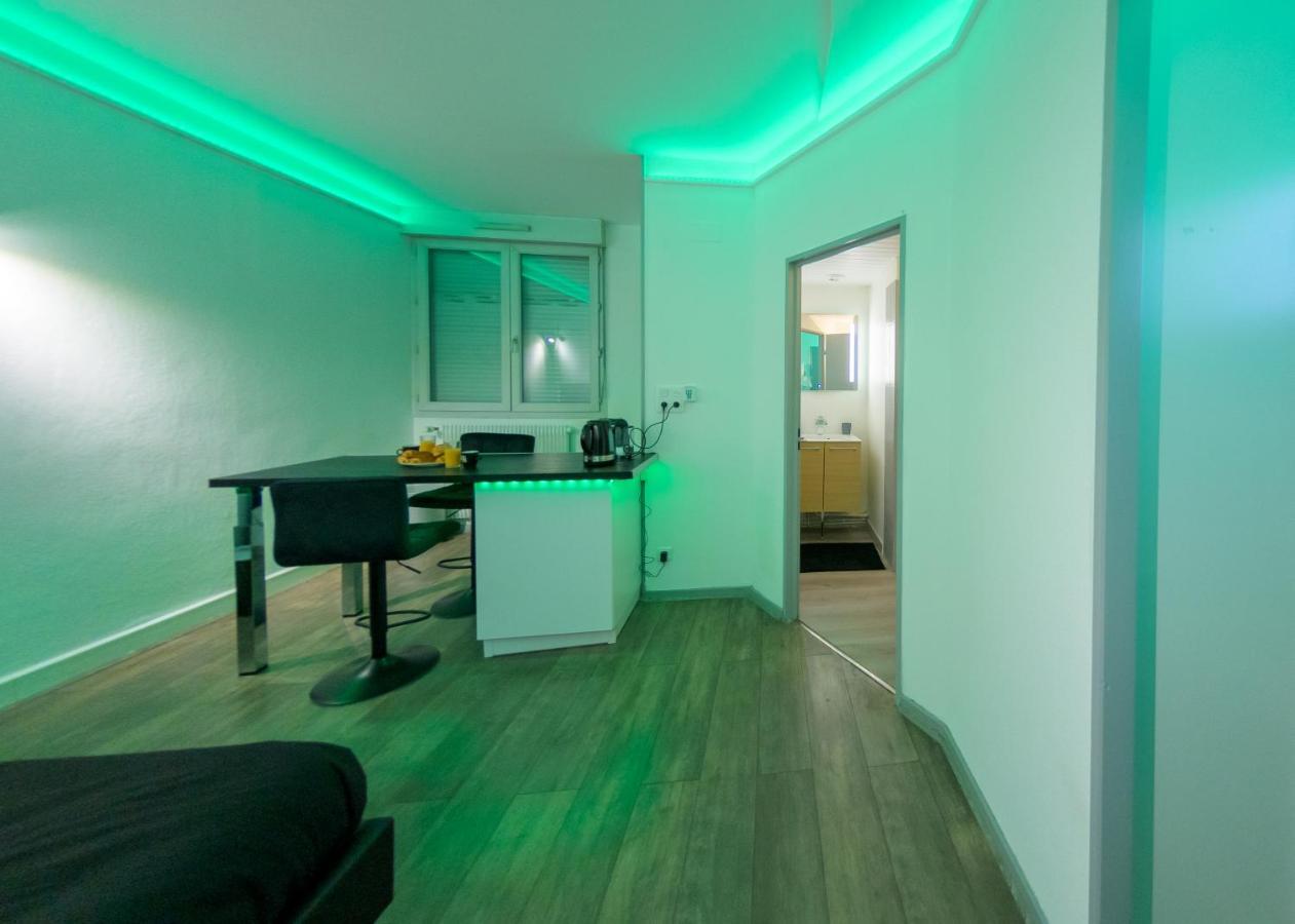 Appart'Hotel De La Gare - Cocooning มงเบลียาร์ ภายนอก รูปภาพ