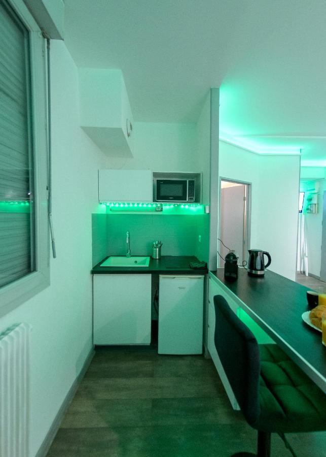 Appart'Hotel De La Gare - Cocooning มงเบลียาร์ ภายนอก รูปภาพ